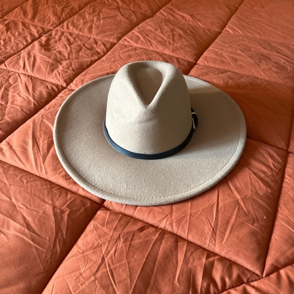 & Other Stories Cream Felt Wide-Brim Hat with Black Band